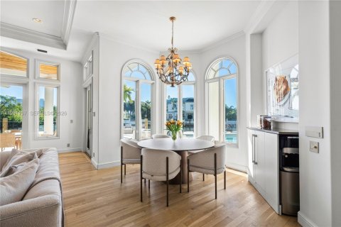 Снять в аренду виллу или дом в Бока-Ратон, Флорида 6 спален, 750.37м2, № 2062556 - фото 13