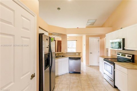 Villa ou maison à vendre à Lehigh Acres, Floride: 4 chambres № 2066717 - photo 7