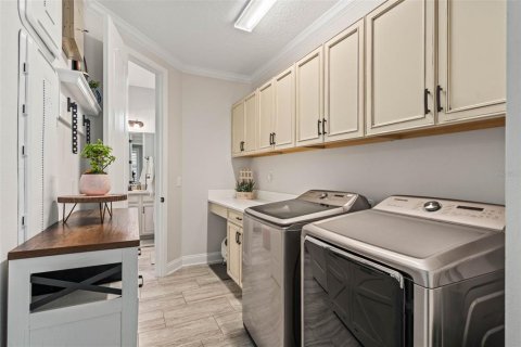 Villa ou maison à vendre à Orlando, Floride: 5 chambres, 323.02 m2 № 2196320 - photo 24