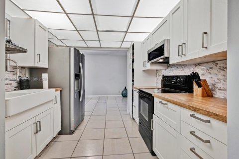 Condo in Davie, Florida, 2 bedrooms  № 2064224 - photo 13