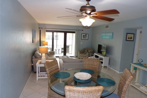 Condo in Bradenton Beach, Florida, 2 bedrooms  № 1778354 - photo 5