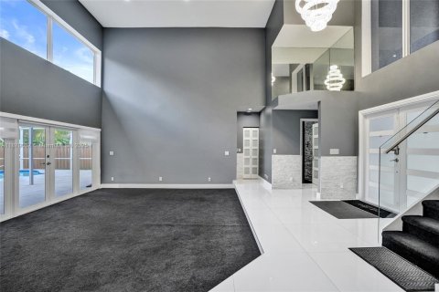 House in Pembroke Pines, Florida 4 bedrooms, 239.78 sq.m. № 1945048 - photo 25