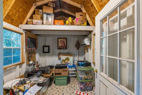 House in Palmetto Bay, Florida 3 bedrooms, 144.18 sq.m. № 1954115 - photo 27