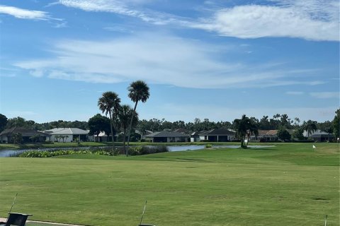 House in Bradenton, Florida 5 bedrooms, 295.71 sq.m. № 2143340 - photo 8