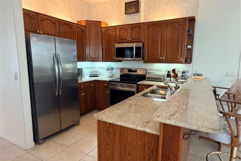 House in Bradenton, Florida 5 bedrooms, 295.71 sq.m. № 2143340 - photo 23