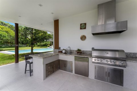 Villa ou maison à vendre à Pinecrest, Floride: 6 chambres, 539.3 m2 № 2189089 - photo 29