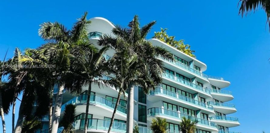 Condo in Bay Harbor Islands, Florida, 3 bedrooms № 2374370