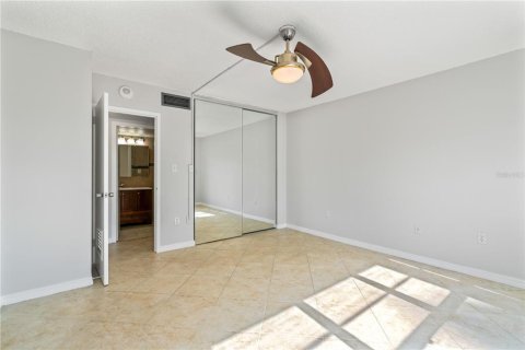 Condo in Tampa, Florida, 1 bedroom  № 2394405 - photo 21