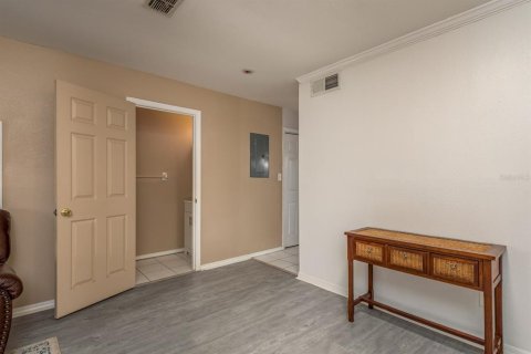 Townhouse in Dade City, Florida 2 bedrooms, 97.64 sq.m. № 2143629 - photo 12