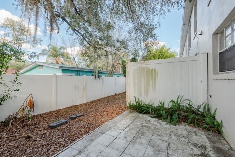 Townhouse in Dade City, Florida 2 bedrooms, 97.64 sq.m. № 2143629 - photo 26