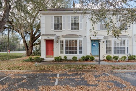 Townhouse in Dade City, Florida 2 bedrooms, 97.64 sq.m. № 2143629 - photo 2