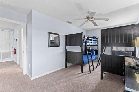 House in Davenport, Florida 4 bedrooms, 248.61 sq.m. № 2112953 - photo 30