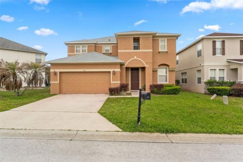 House in Davenport, Florida 4 bedrooms, 248.61 sq.m. № 2112953