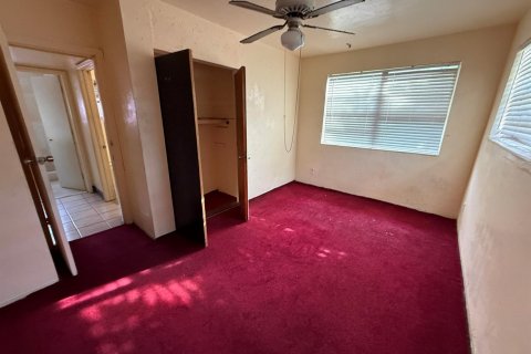 House in Plantation, Florida 3 bedrooms, 140.84 sq.m. № 2188199 - photo 21