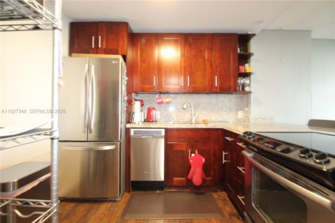 Condominio en venta en Aventura, Florida, 1 dormitorio, 84.82 m2 № 2077014 - foto 6