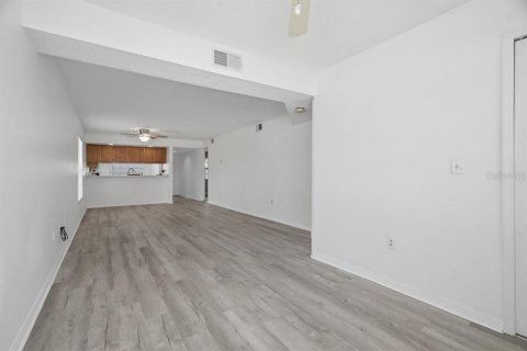 Copropriété à vendre à Clearwater, Floride: 2 chambres, 97.55 m2 № 2210430 - photo 12