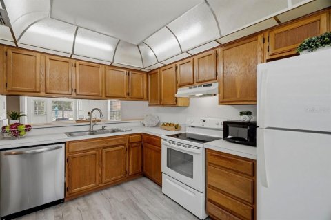 Copropriété à vendre à Clearwater, Floride: 2 chambres, 97.55 m2 № 2210430 - photo 13