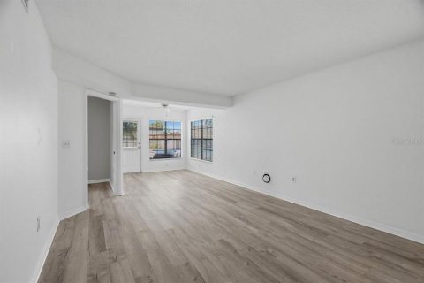 Copropriété à vendre à Clearwater, Floride: 2 chambres, 97.55 m2 № 2210430 - photo 11