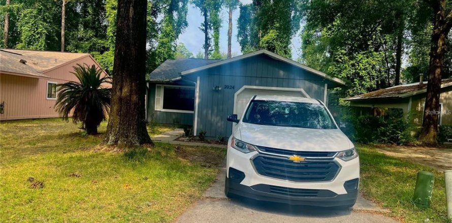 Casa en Gainesville, Florida 3 dormitorios, 97.55 m2 № 2097904
