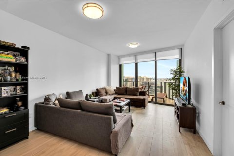 Condo in Miami, Florida, 1 bedroom  № 1450909 - photo 28