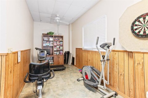 Condo in Holiday, Florida, 2 bedrooms № 2112339 - photo 14