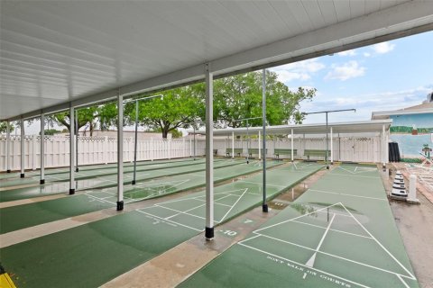 Condo in Holiday, Florida, 2 bedrooms № 2112339 - photo 13