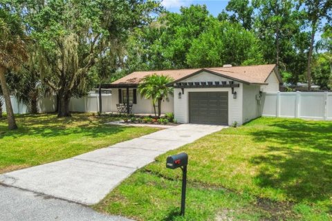 Villa ou maison à louer à Land O' Lakes, Floride: 3 chambres, 103.12 m2 № 1849536 - photo 4