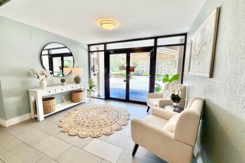 Copropriété à vendre à Pompano Beach, Floride: 2 chambres, 98.85 m2 № 2249692 - photo 8