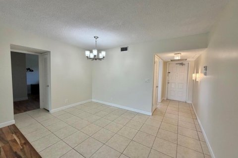 Copropriété à vendre à Pompano Beach, Floride: 2 chambres, 98.85 m2 № 2249692 - photo 21