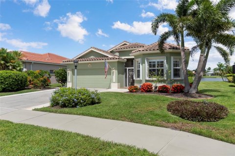 Villa ou maison à vendre à North Port, Floride: 3 chambres, 195.65 m2 № 1913788 - photo 1