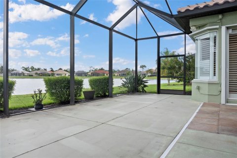 Villa ou maison à vendre à North Port, Floride: 3 chambres, 195.65 m2 № 1913788 - photo 15