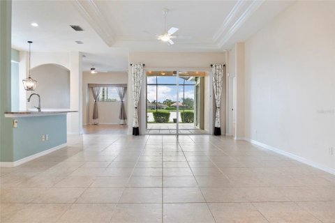 Villa ou maison à vendre à North Port, Floride: 3 chambres, 195.65 m2 № 1913788 - photo 10