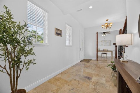 Villa ou maison à vendre à Apollo Beach, Floride: 4 chambres, 378.11 m2 № 2290664 - photo 16