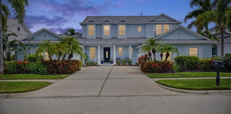 Villa ou maison à Apollo Beach, Floride 4 chambres, 378.11 m2 № 2290664