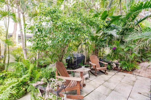 Condo in Fort Lauderdale, Florida, 2 bedrooms № 1959012 - photo 18