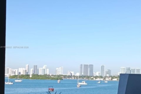Copropriété à louer à Miami Beach, Floride: 51.28 m2 № 1997844 - photo 12