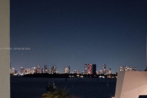 Copropriété à louer à Miami Beach, Floride: 51.28 m2 № 1997844 - photo 15