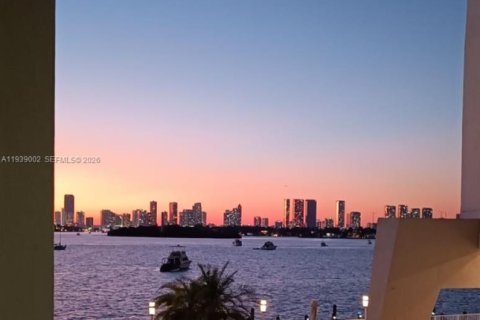 Copropriété à louer à Miami Beach, Floride: 51.28 m2 № 1997844 - photo 14