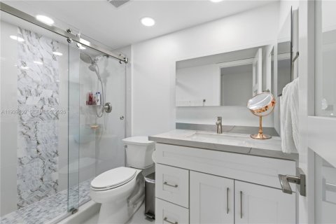 Copropriété à vendre à Pembroke Pines, Floride: 2 chambres, 135.54 m2 № 1997136 - photo 20