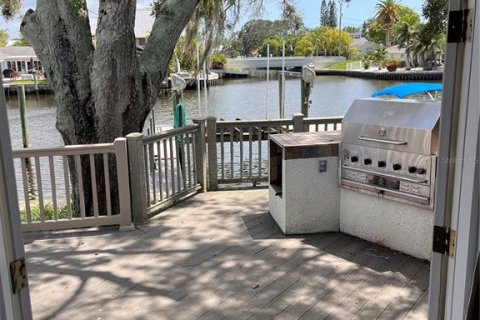 Villa ou maison à louer à Palm Harbor, Floride: 2 chambres, 130.62 m2 № 2167858 - photo 21