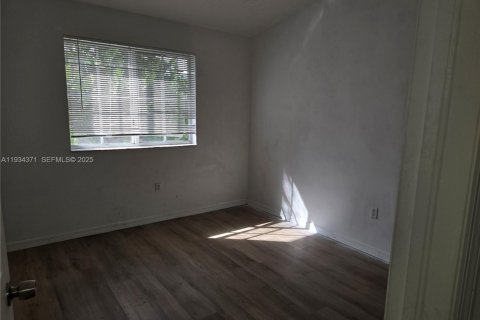 Condominio en alquiler en Homestead, Florida, 3 dormitorios, 95.13 m2 № 1992830 - foto 6