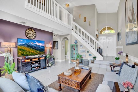 Casa en venta en Doral, Florida, 4 dormitorios, 200.11 m2 № 2019923 - foto 10