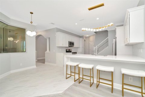 House in Land O' Lakes, Florida 5 bedrooms, 303.23 sq.m. № 1847163 - photo 18