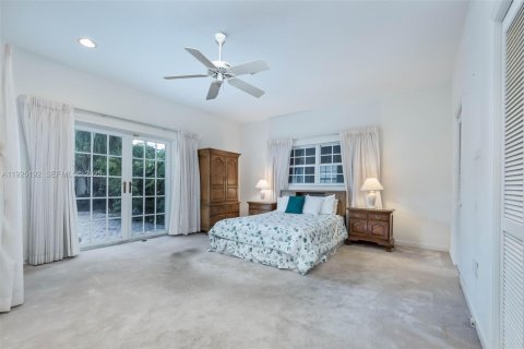 Casa en venta en Palmetto Bay, Florida, 4 dormitorios, 311.22 m2 № 1984178 - foto 14