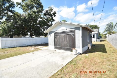 Apartment in Saint Petersburg, Florida 27.87 sq.m. № 2390950 - photo 6