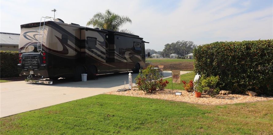 Terreno en Webster, Florida № 1565638