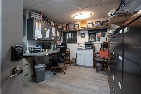 Купить коммерческую недвижимость в Уиллистон, Флорида 116.13м2, № 2218553 - фото 14
