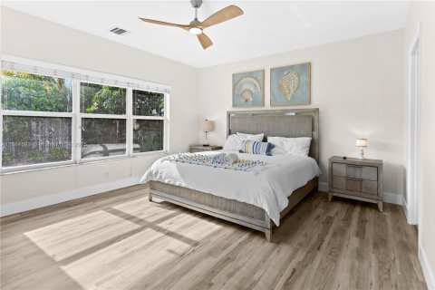 House in Deerfield Beach, Florida 4 bedrooms, 189.33 sq.m. № 1891009 - photo 22