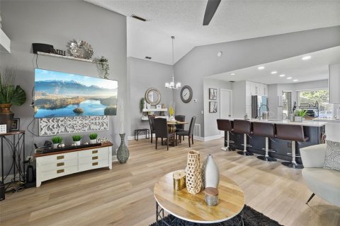 Villa ou maison à vendre à Orlando, Floride: 3 chambres, 115.57 m2 № 2408721 - photo 11