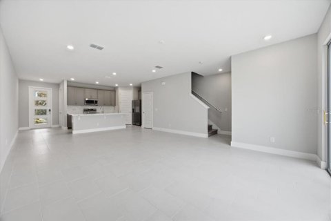 Touwnhouse à louer à Kissimmee, Floride: 3 chambres, 155.15 m2 № 2431134 - photo 9